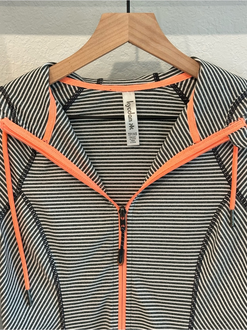 Kyodan Striped Hooded Athletic Jacket Coral Zip XS Fitted - Picture 10 of 12
